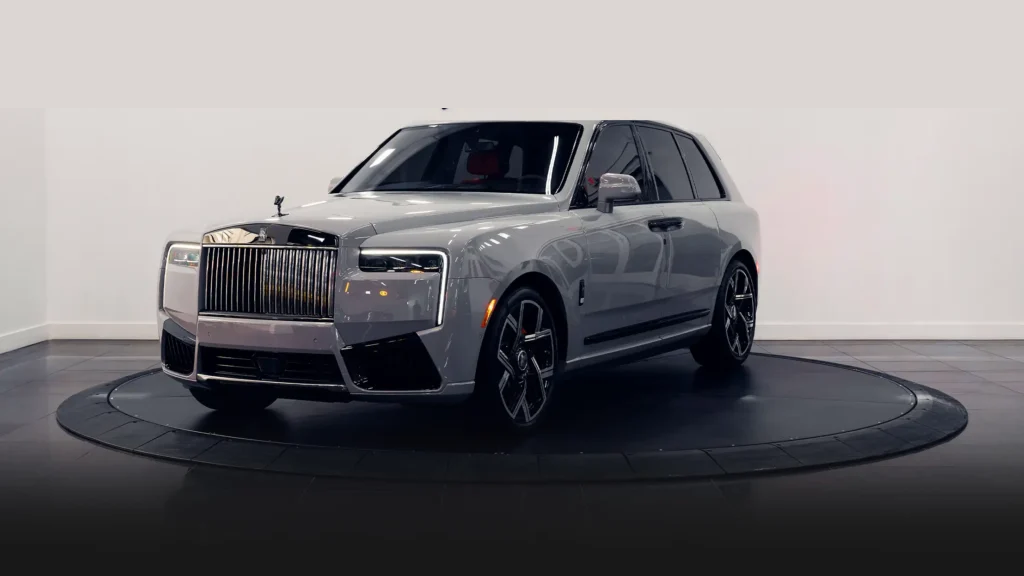 Rolls-Royce Cullinan BLACK BADGE